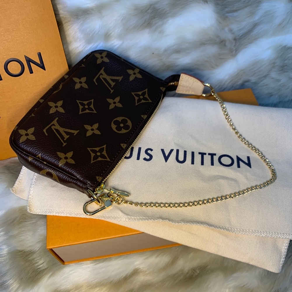 Mini Pochette Accessoires - Picture 8 of 16
